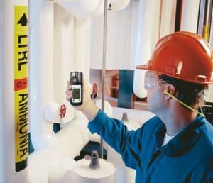 worker with draeger valves