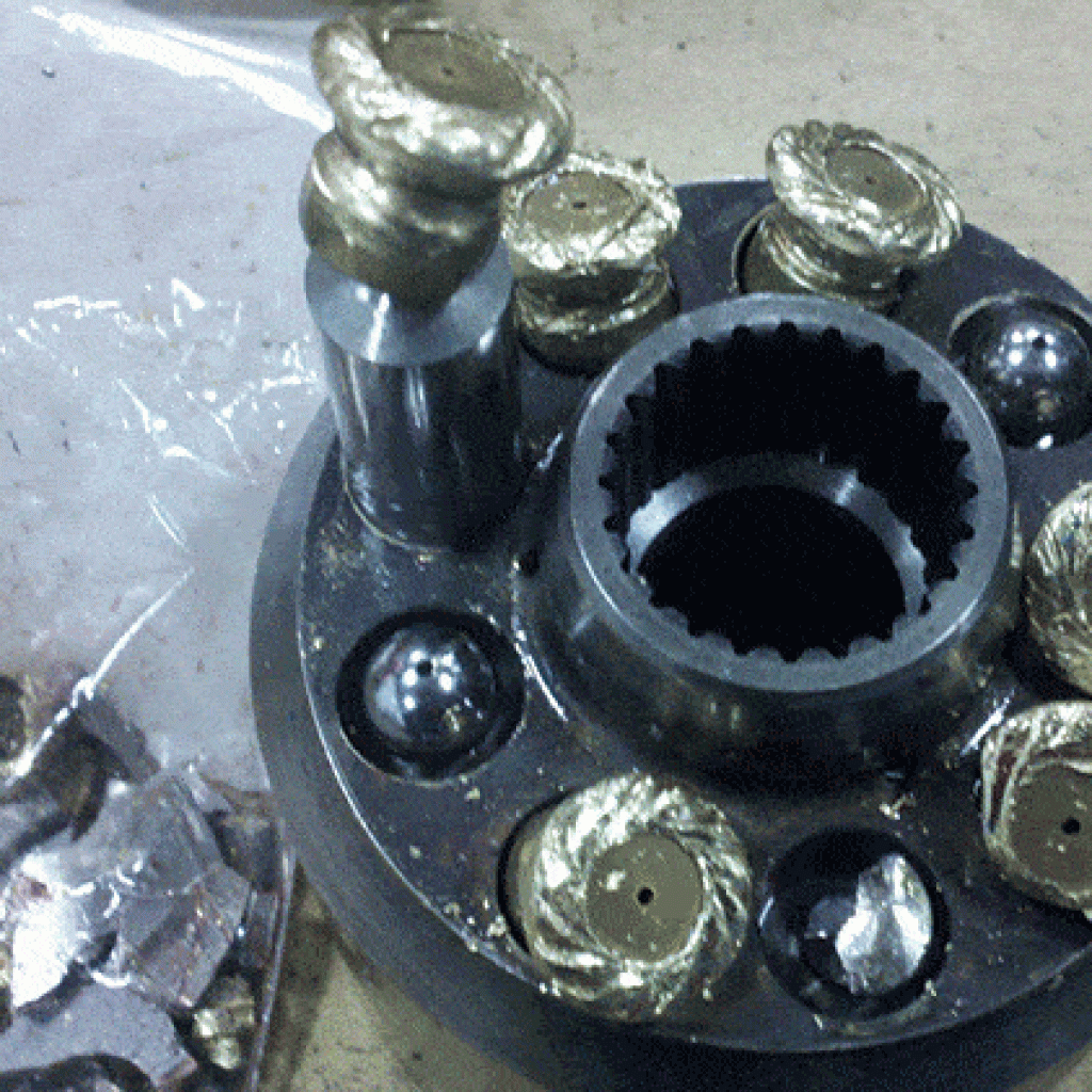 The Danger of Improper Hydraulic Filtration Cross Company