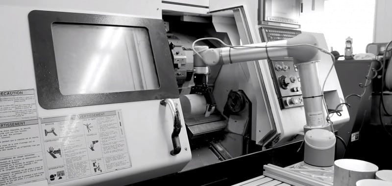 6 Ways Easy Programming and Maintenance Maximizes the Benefits of a CoBot 1