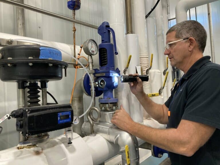 valve repair expert at cross