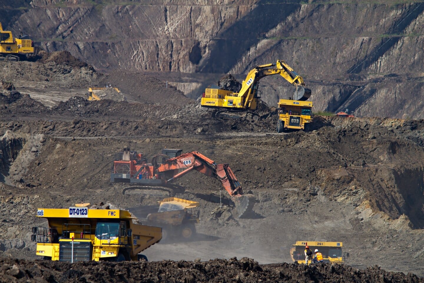 industrial mining in the field